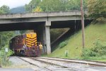 GSMR 1751 running around the train 